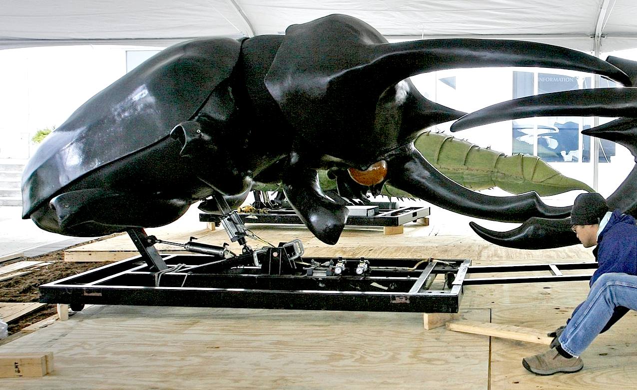 Exploreum giant animatronic stag beetle