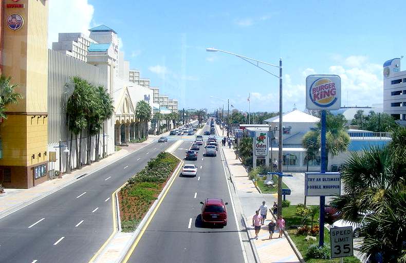 701 Earl St Garage - Parking in Daytona Beach